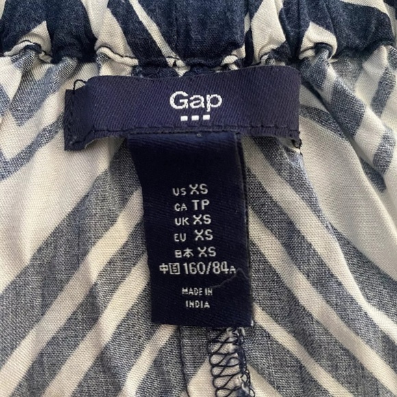 GAP Navy Blue White Geometric Chevron Print Maxi Dress Womens Size XS (1235)‎ - Picture 5 of 6